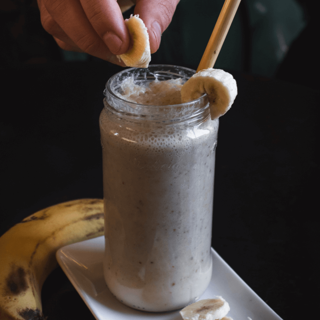 A smoothie with creatine monohydrate